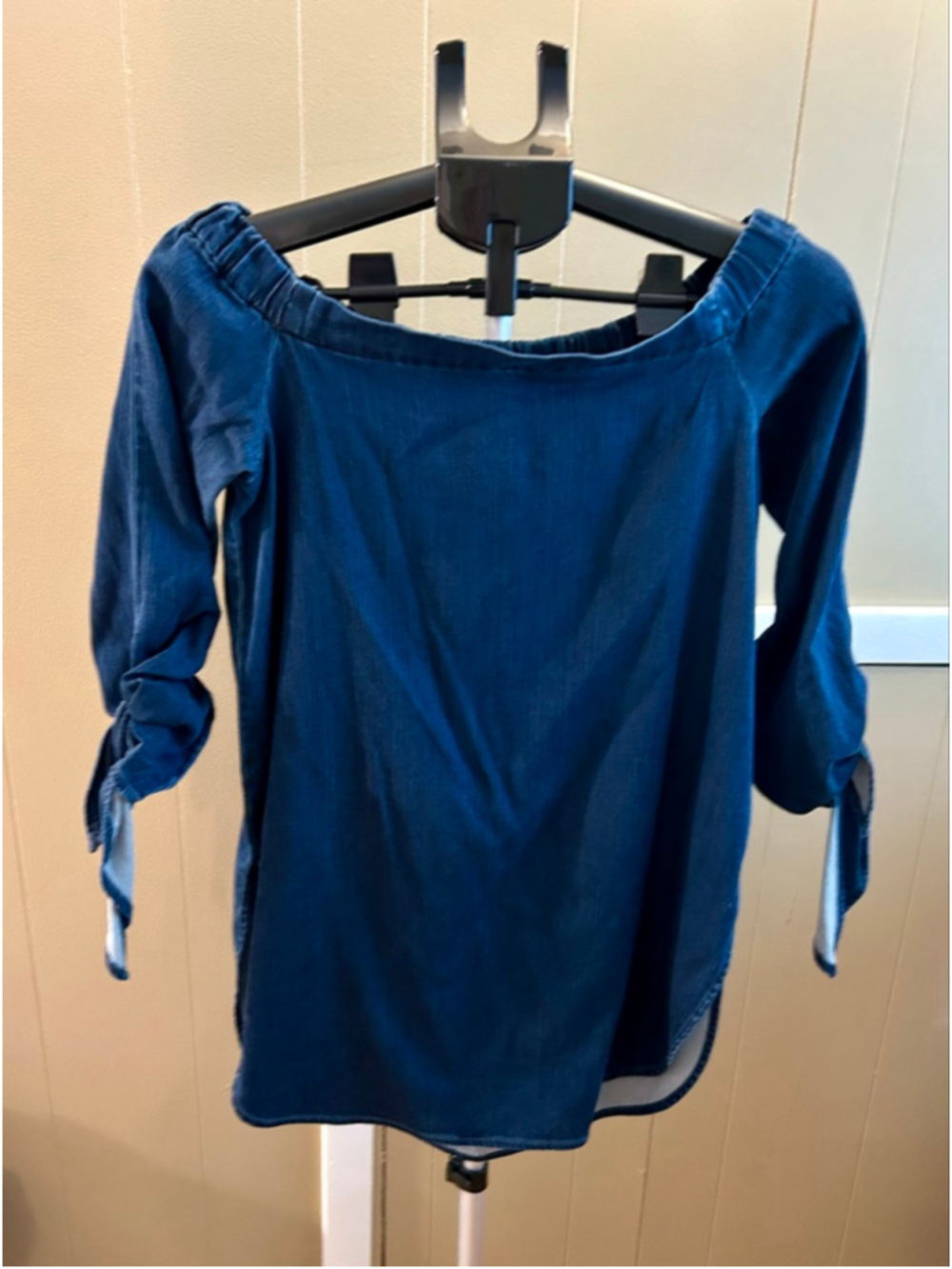 White House Black Market Blue Denim Off-Shoulder Tunic Top Women's XS